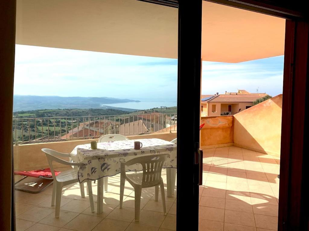 Casa Smeralda - Piscina E Vista Sul Mare! Trinità dʼAgultu Exterior foto